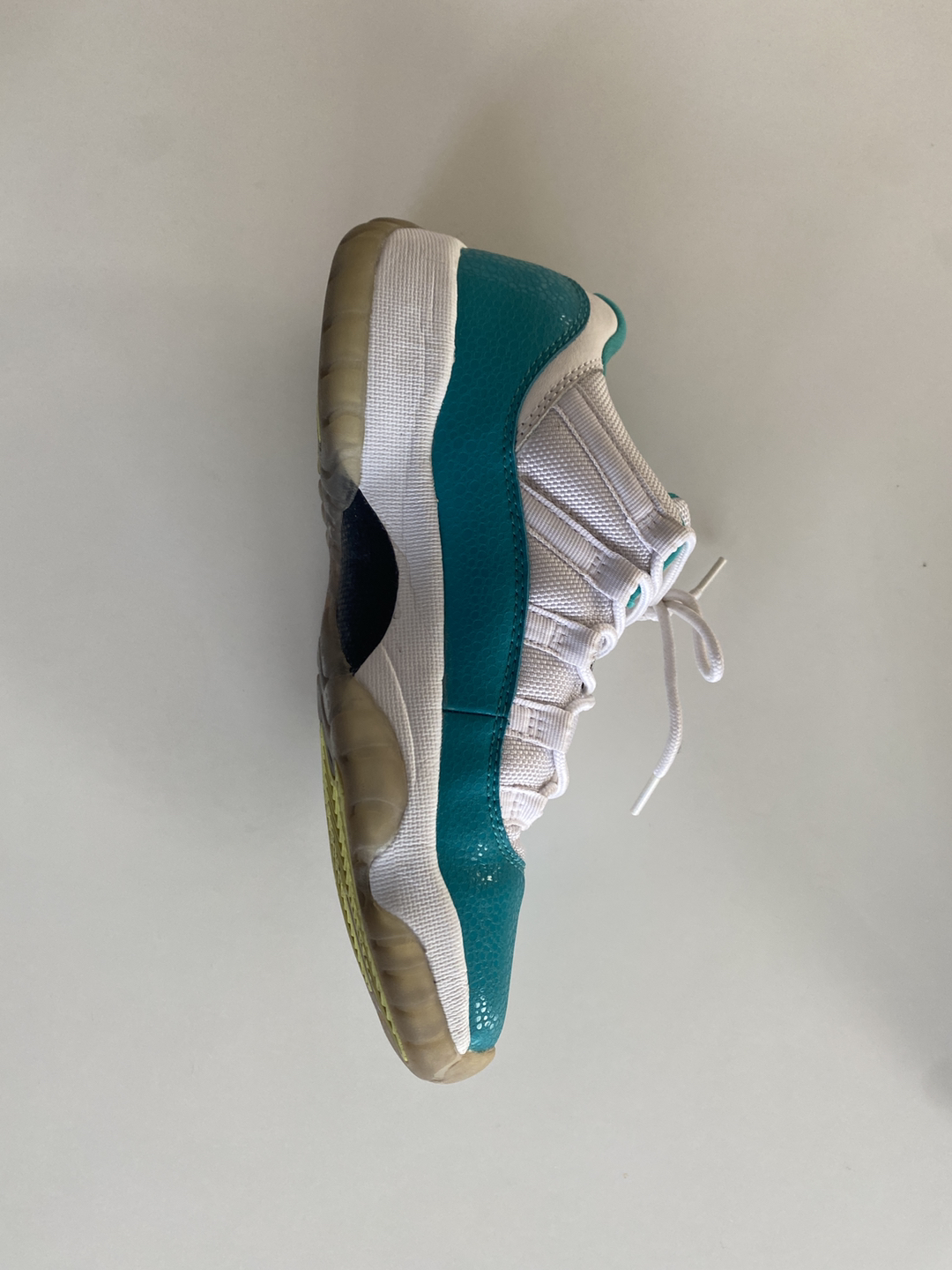 Jordans 11 Retro - photo 2