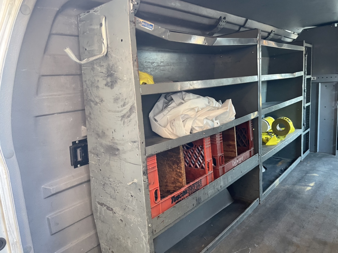 Metal shelves for a van image indicator(3)