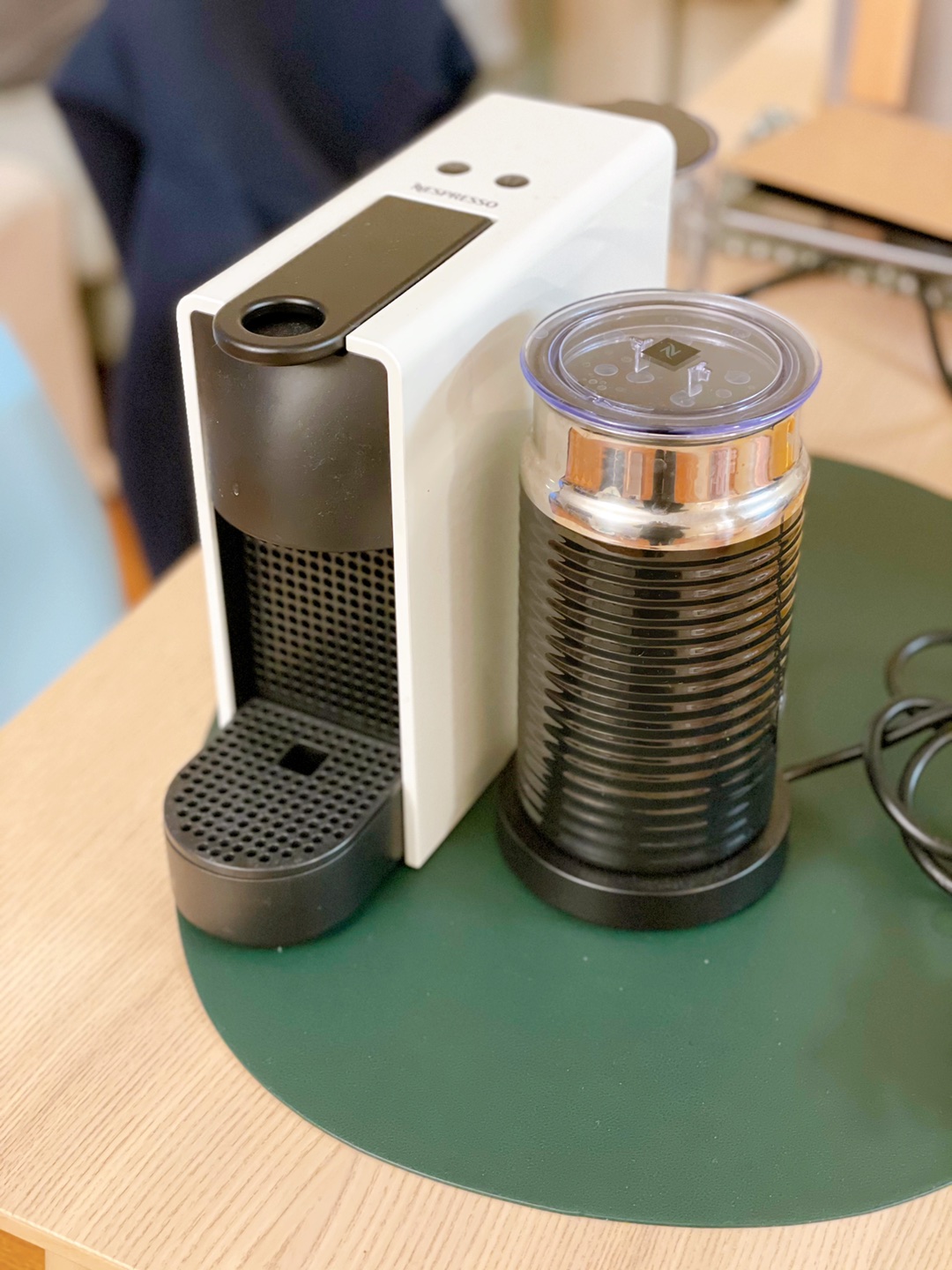 Nespresso Essenza Mini + Milk Frother
