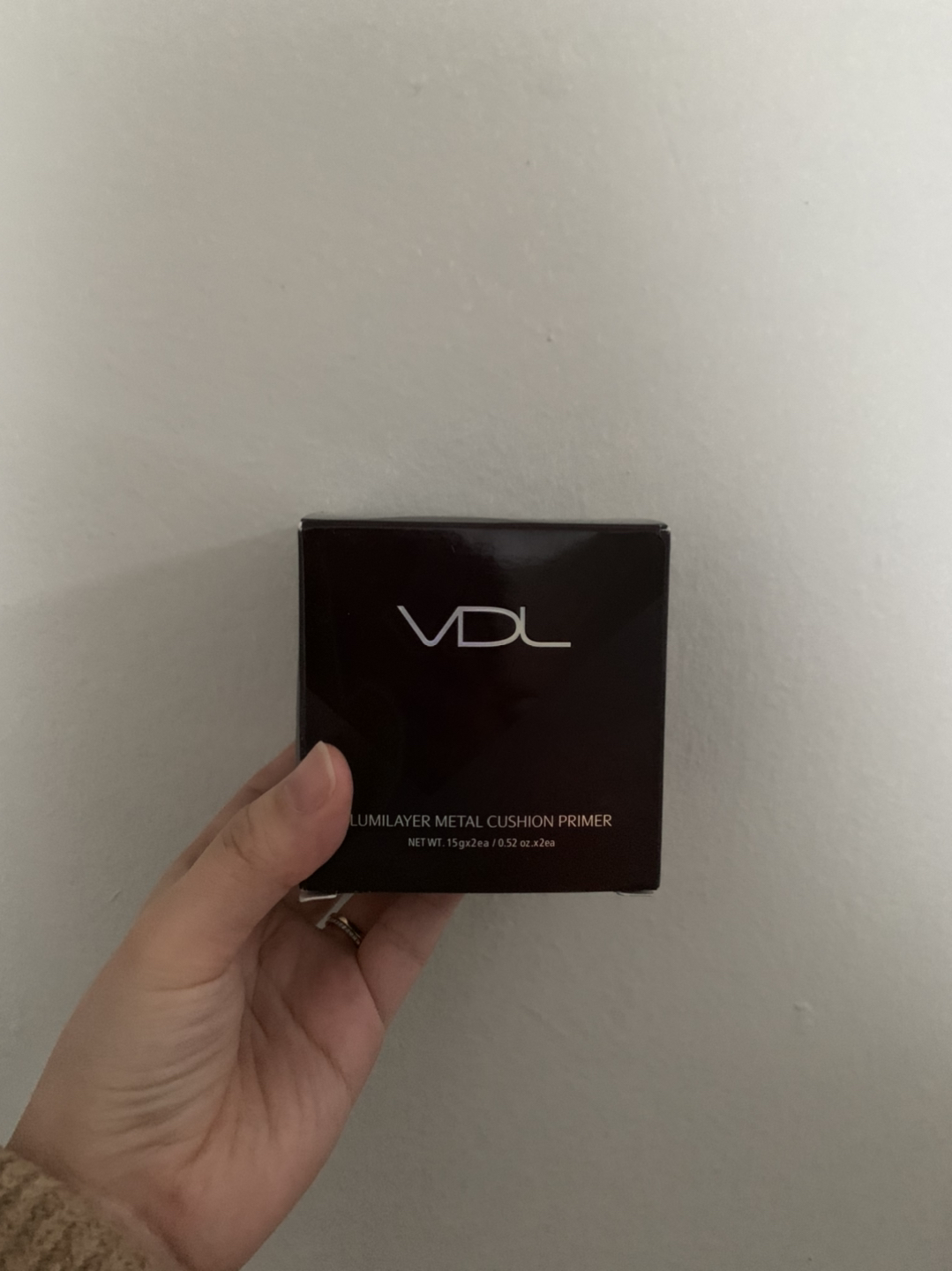 Unused, not opened VDL cushion primer 