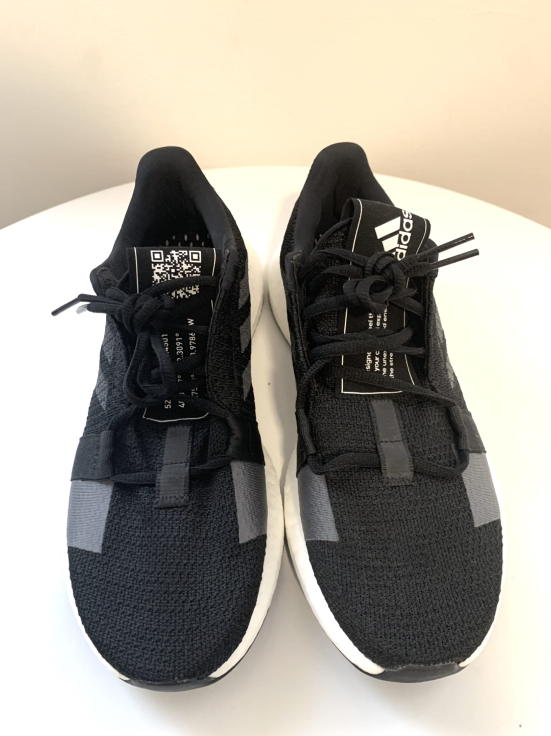 Adidas women’s senseboost go running shoes size9