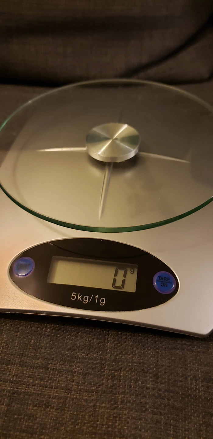 Degital Scale W/Brand-new batteries thumbnail