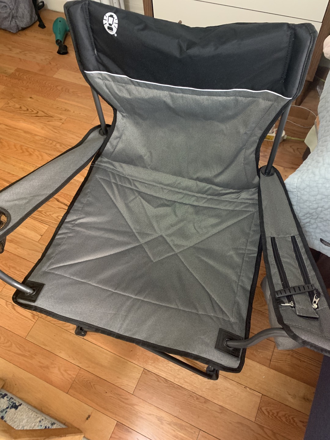 Portable camping chair