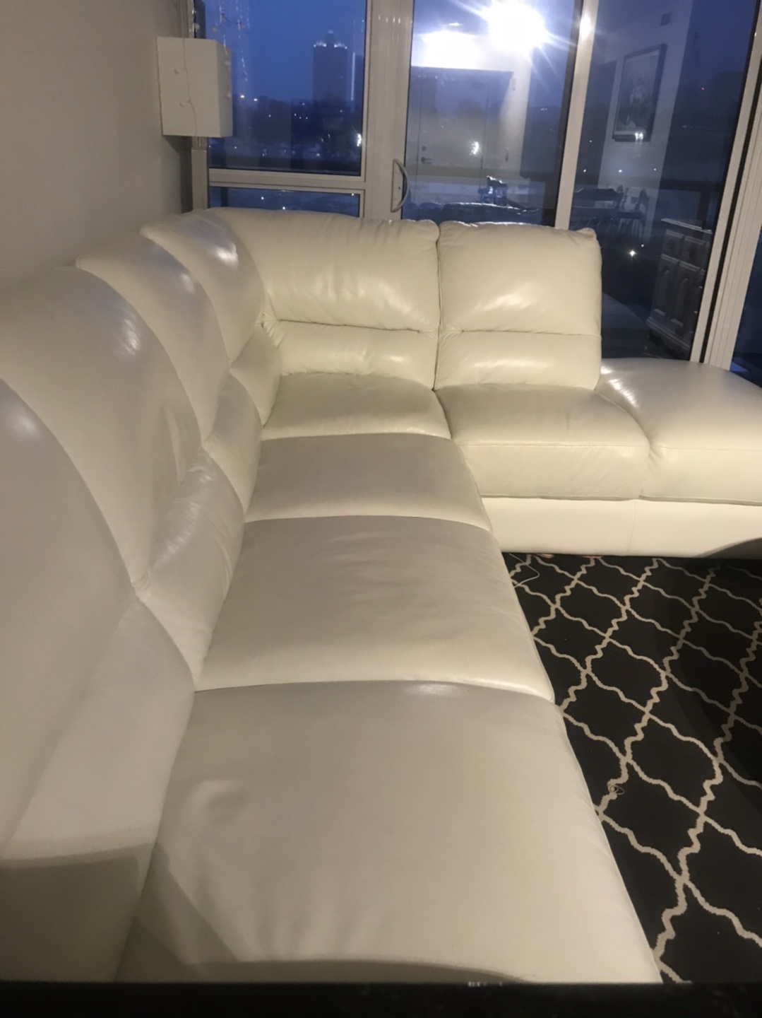 Lazyboy brand leather sectional couch image indicator(2)