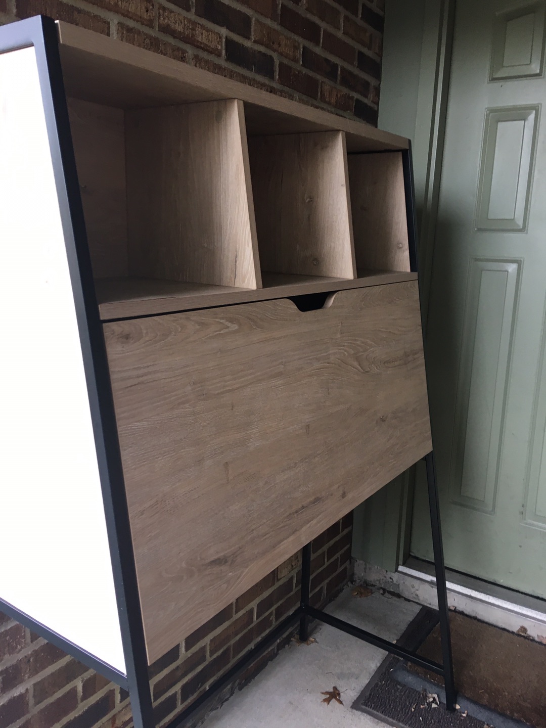 Folding desk