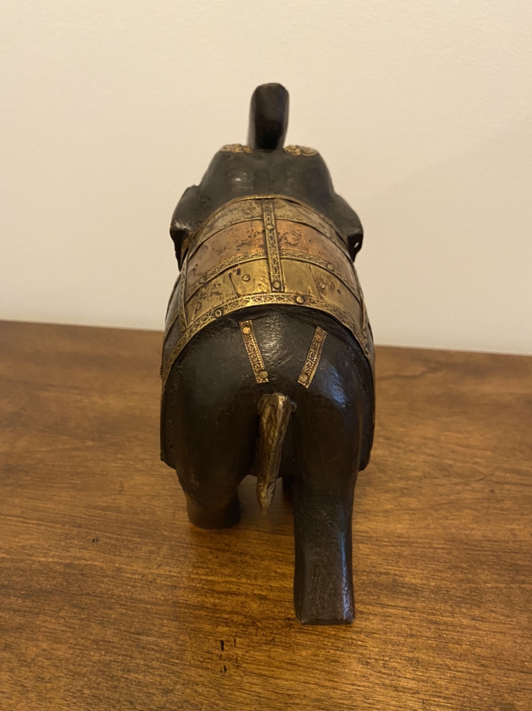 Wood elephant with gold and brass metal decorations.  - photo 5
