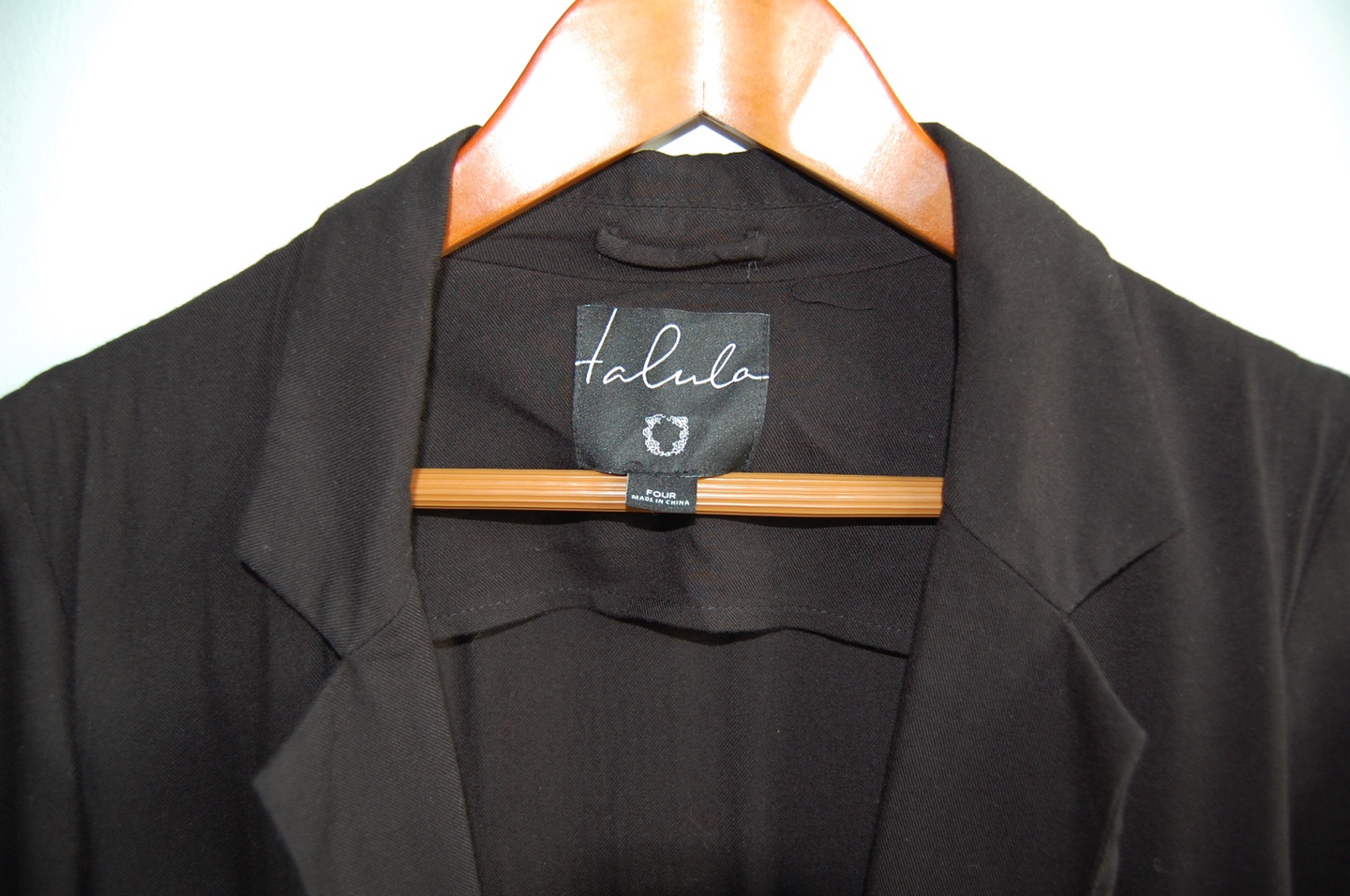 Aritzia blazer size 4 - photo 2