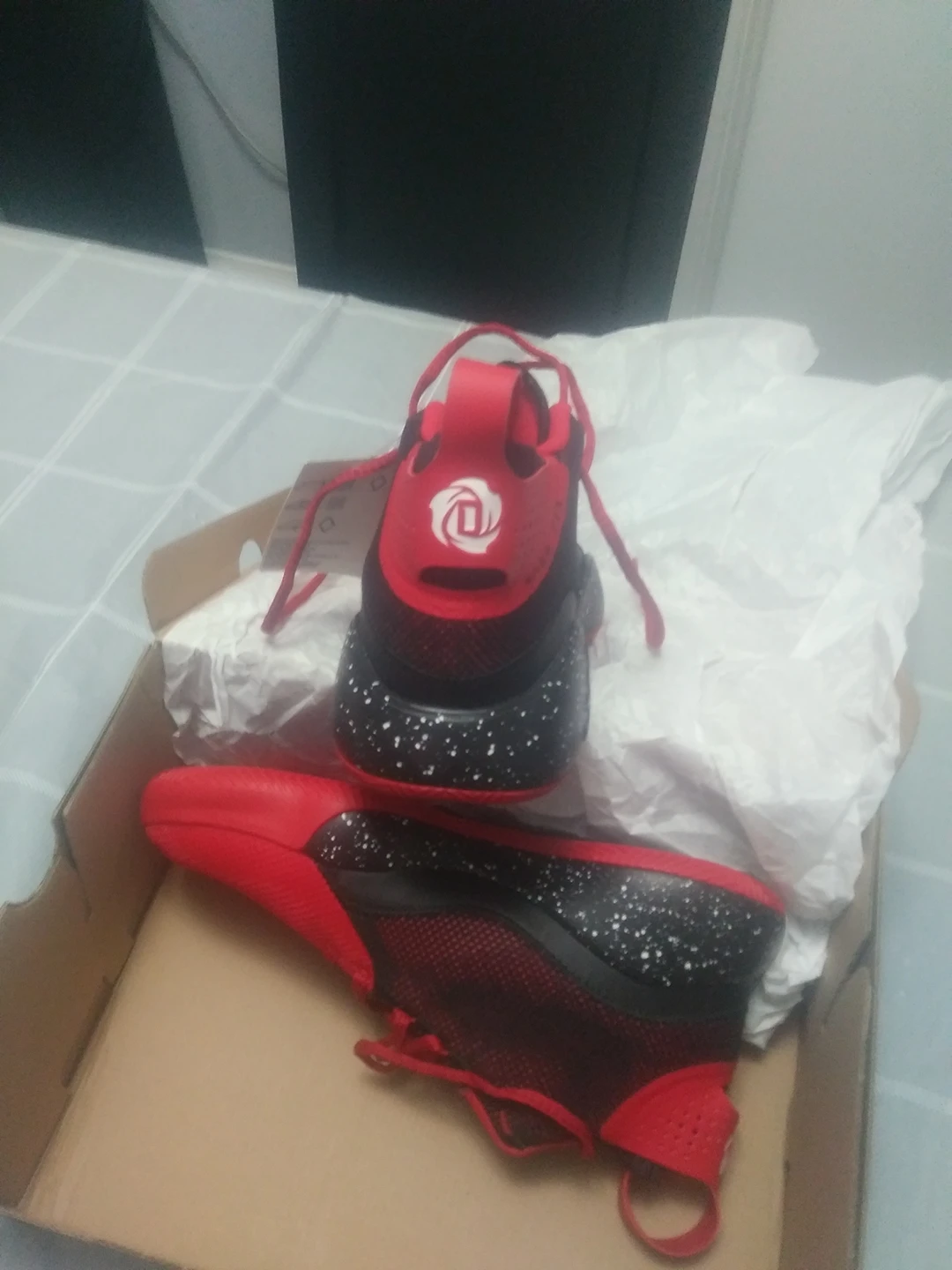 Adidas sports shoes - photo 3