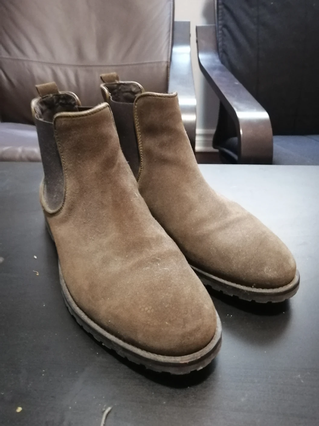 Size 10 suede boots