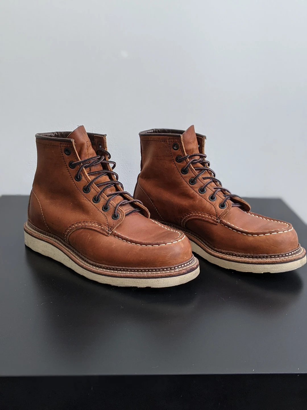 Red Wing Men's Classic Moc 1907 Copper Rough Boots thumbnail
