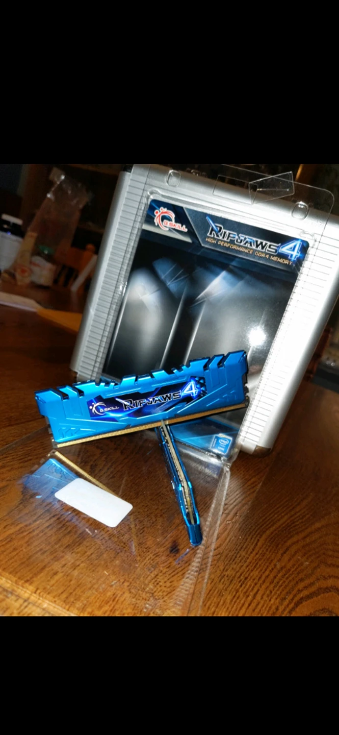 DDR4 RAM