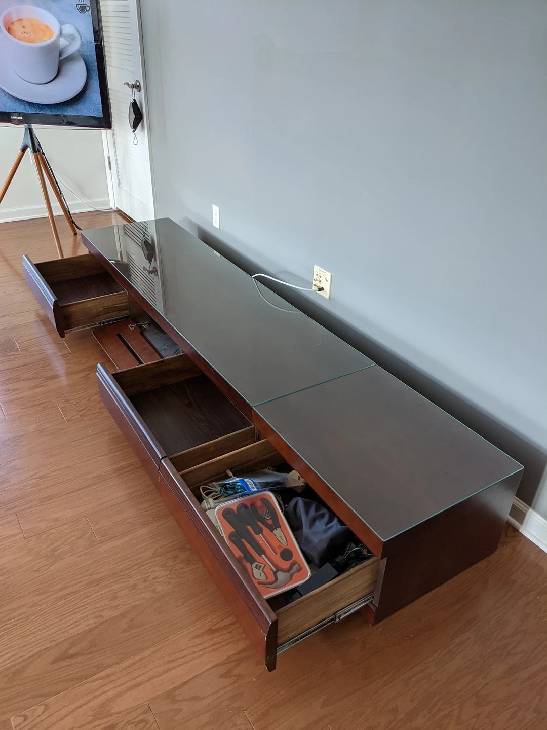 Gorgeous Dark Walnut TV Stand w/ Glass Top - photo 2