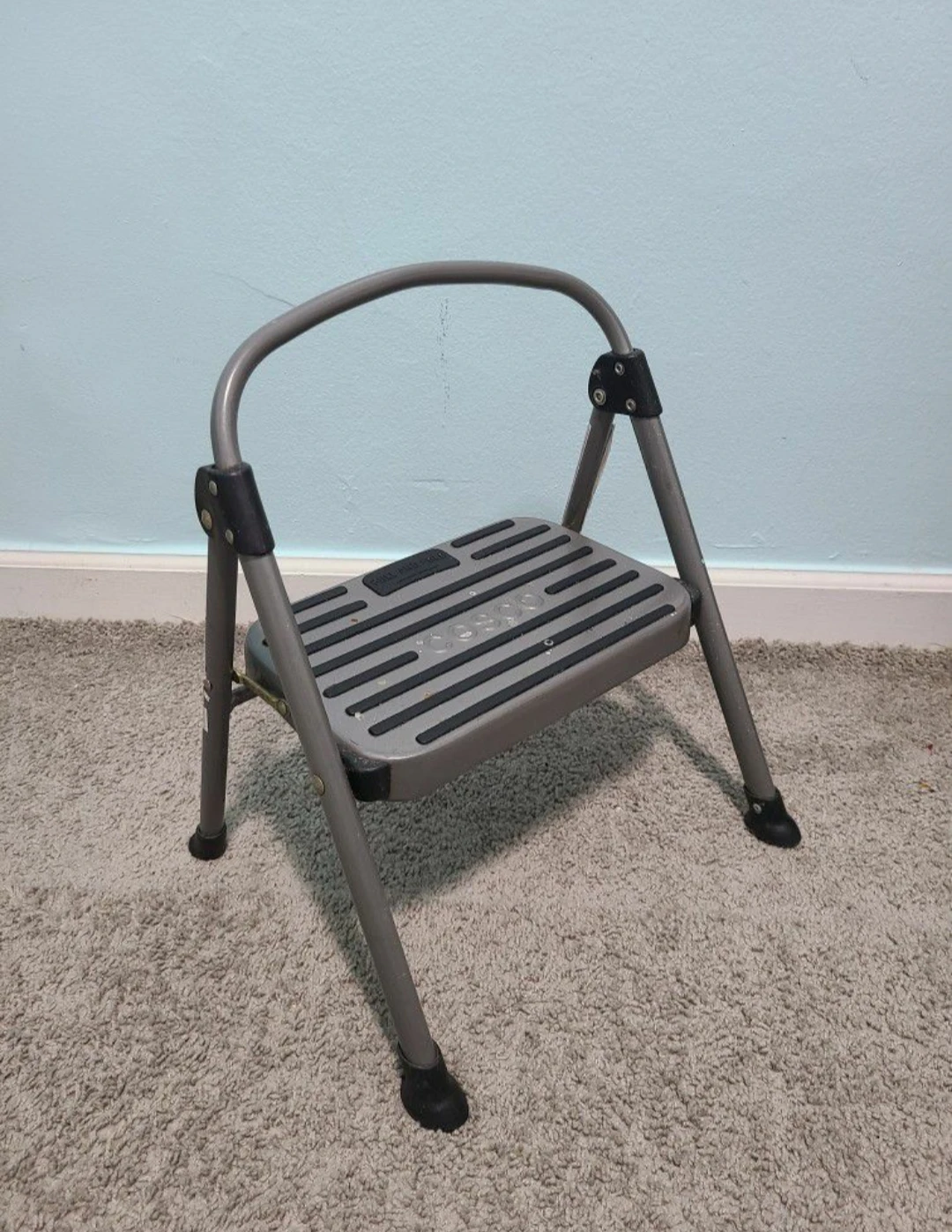 Resistant folding Stool - photo 2