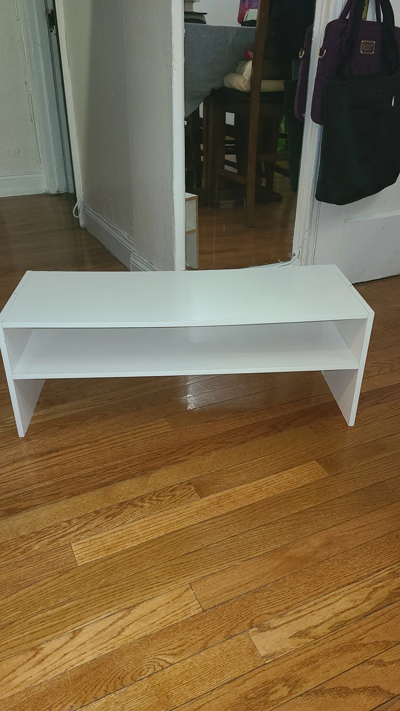 white shelf image indicator(4)