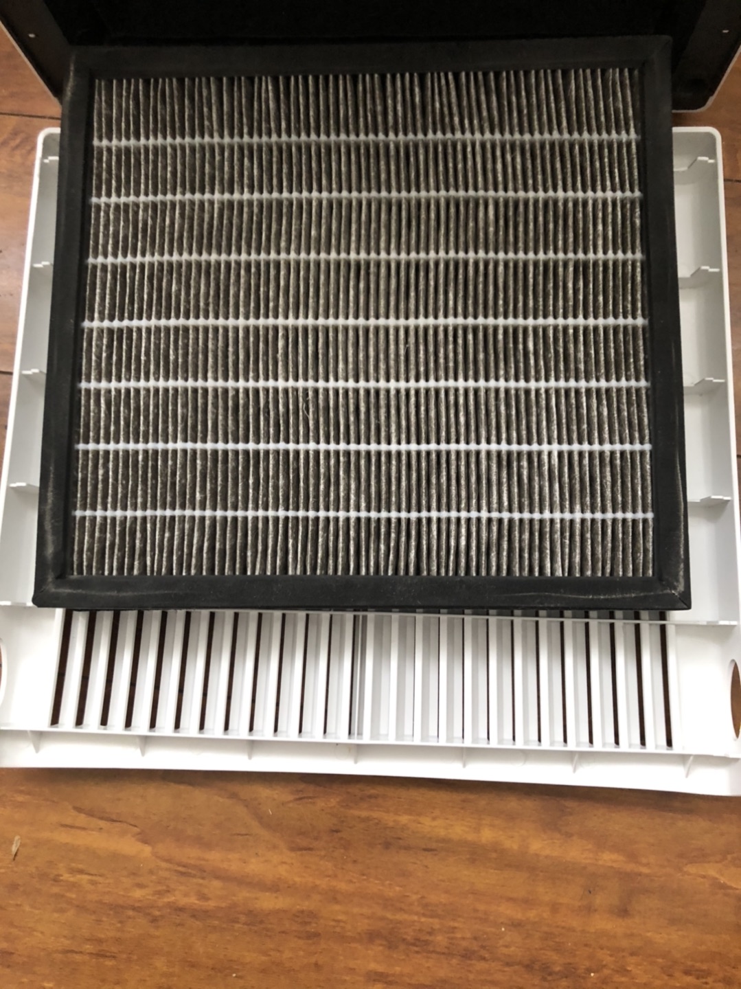 HEPA air purifier - photo 3