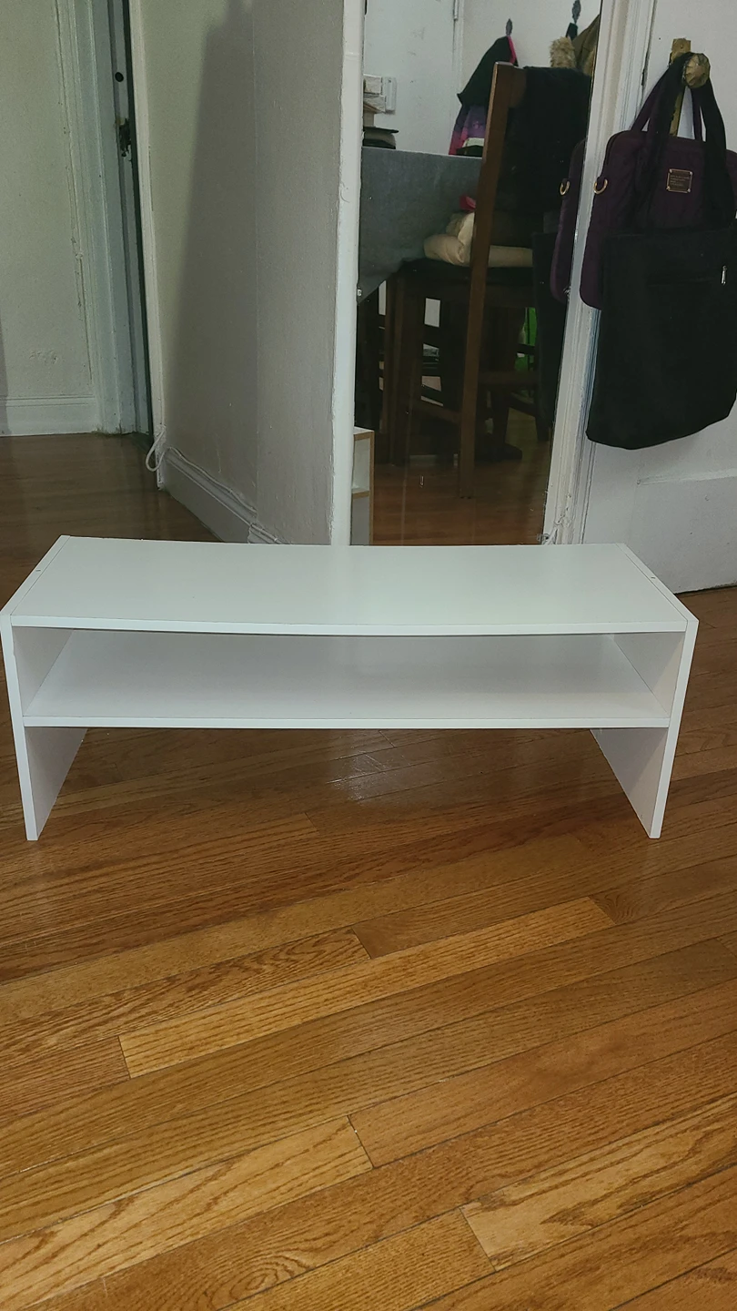 white shelf image indicator(2)