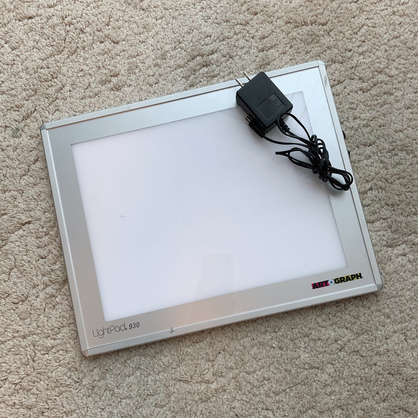 Artograph Lightpad 930 Lightbox Drawing Illustration Art  thumbnail