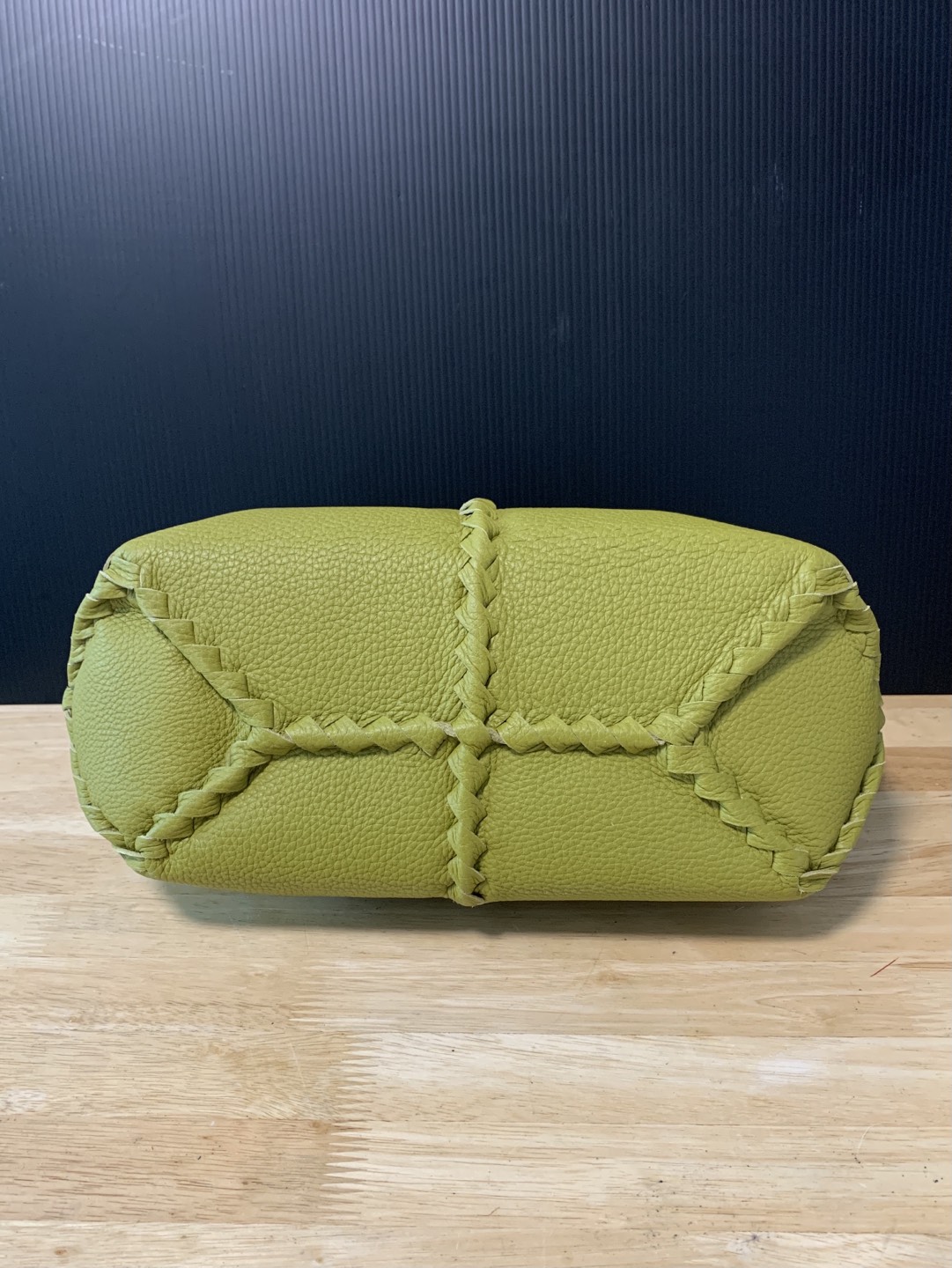 Bottega Veneta Medium Cervo Shoulder Bag - photo 3