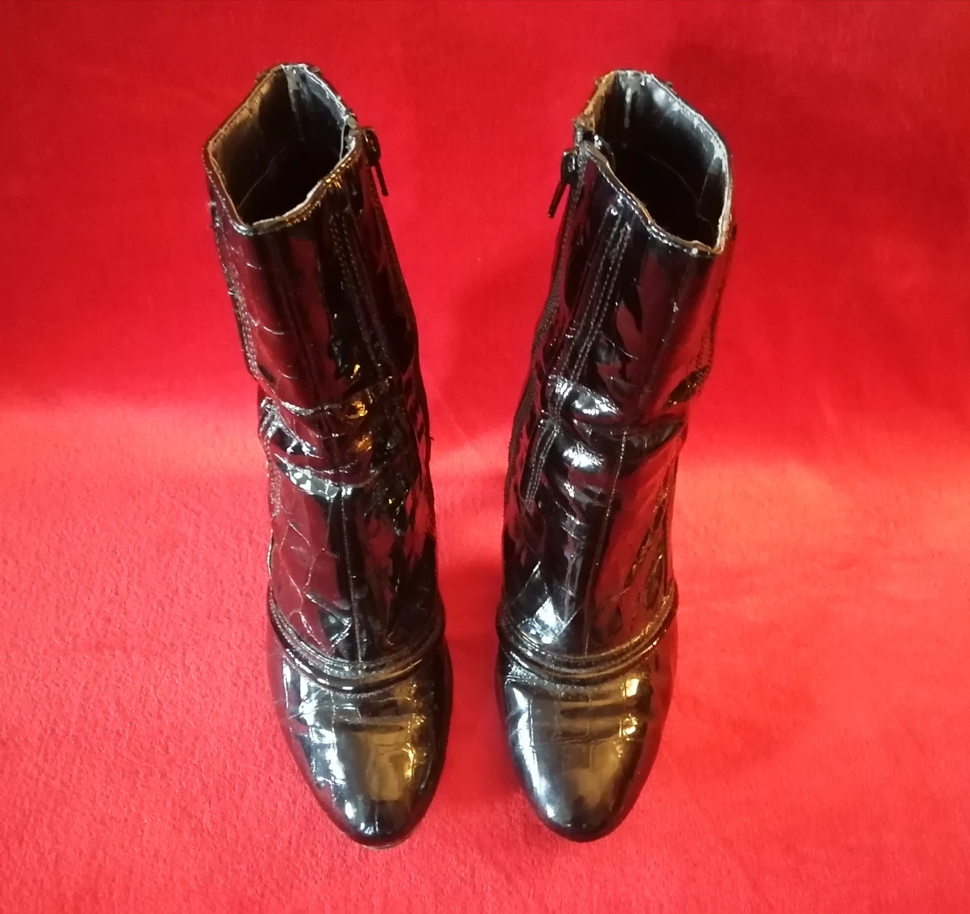 Patent Leather Alligator Ankle Boots - photo 4
