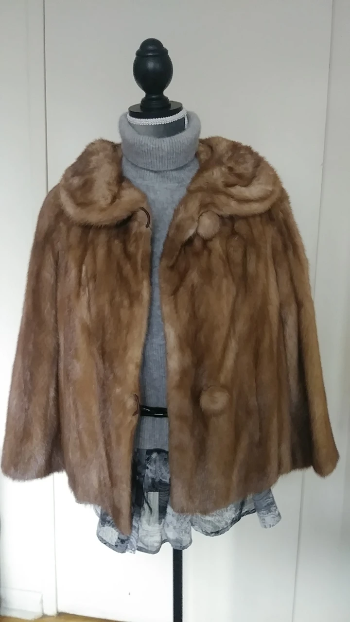 Natural Mink fur Short Coat, size S-M. - photo 2