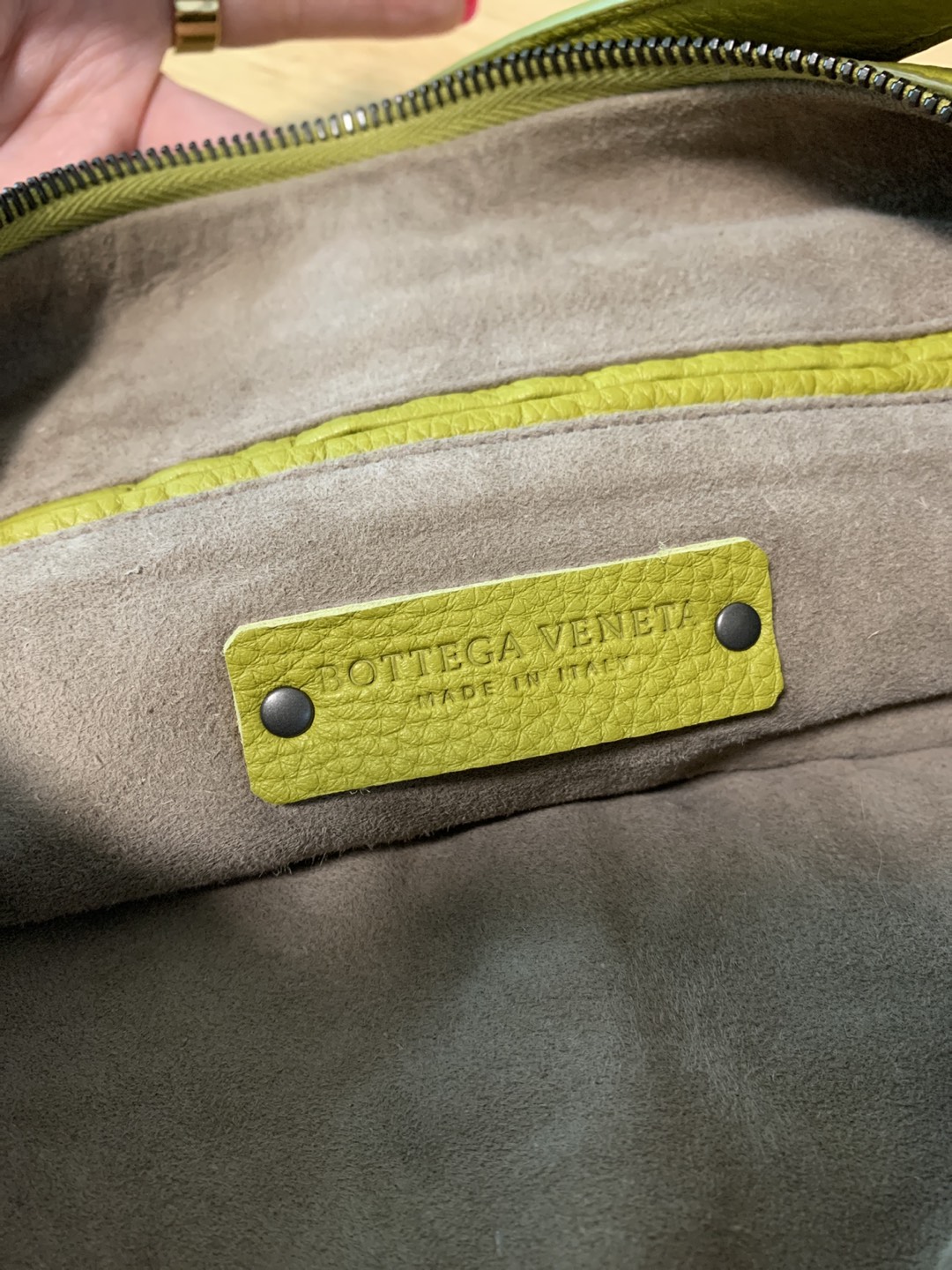 Bottega Veneta Medium Cervo Shoulder Bag - photo 5