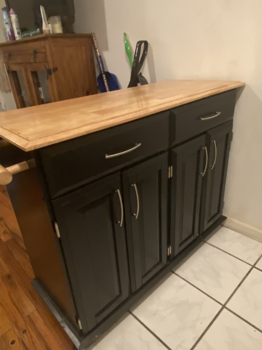 Kitchen island