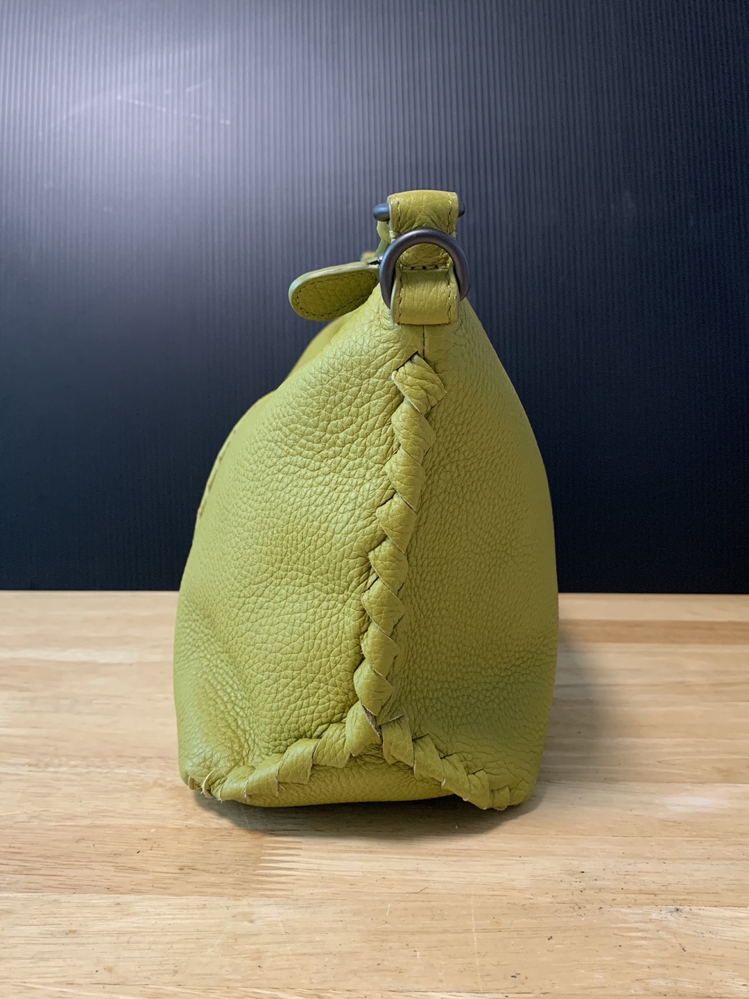 Bottega Veneta Medium Cervo Shoulder Bag - photo 4