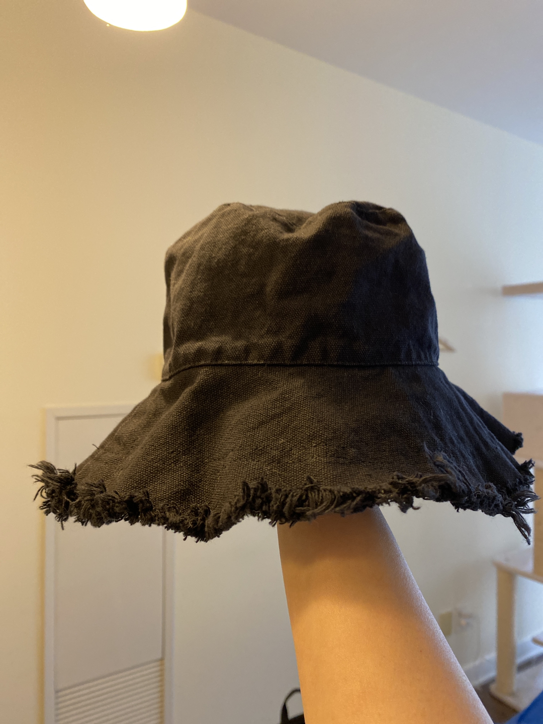 Bucket hat thumbnail