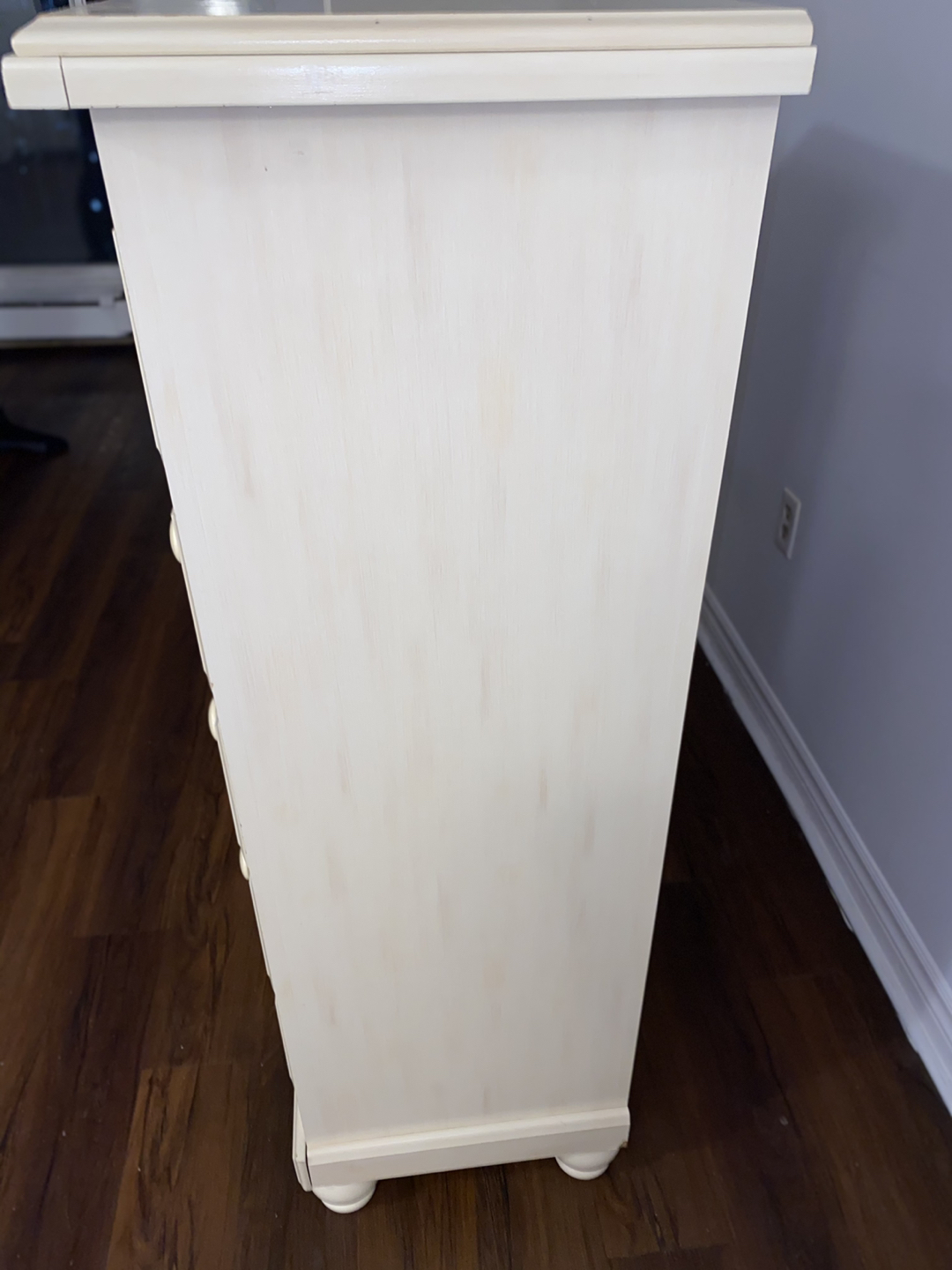 Dresser  - photo 4