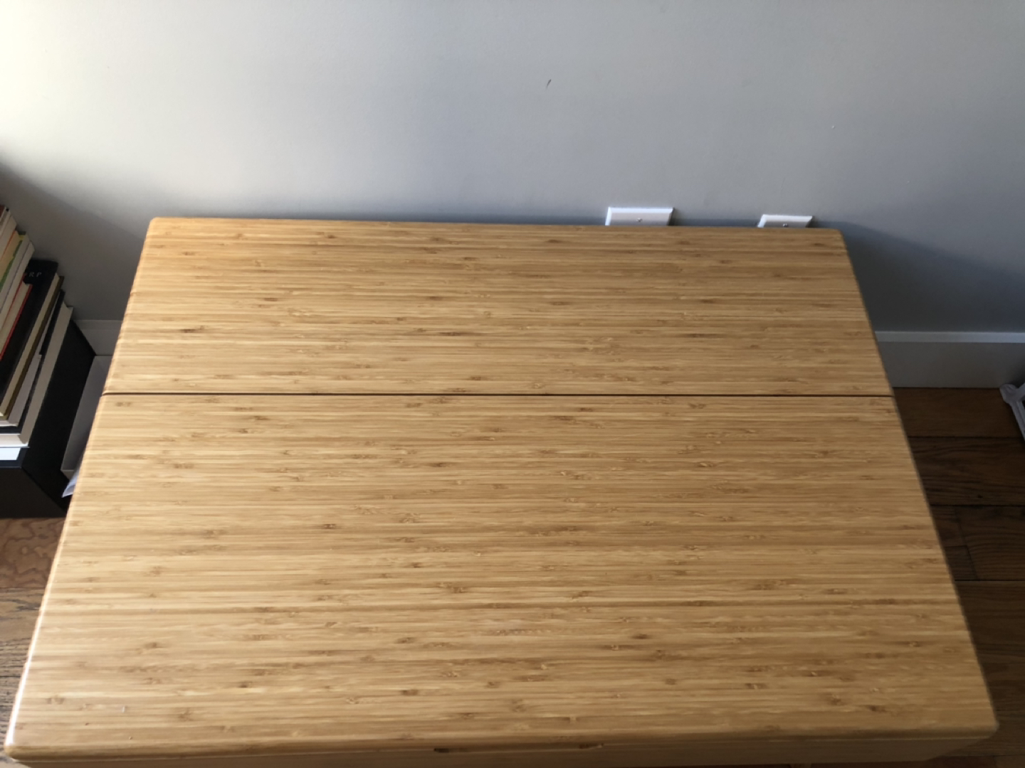 Brand new up lift coffee table or work station .  - photo 2