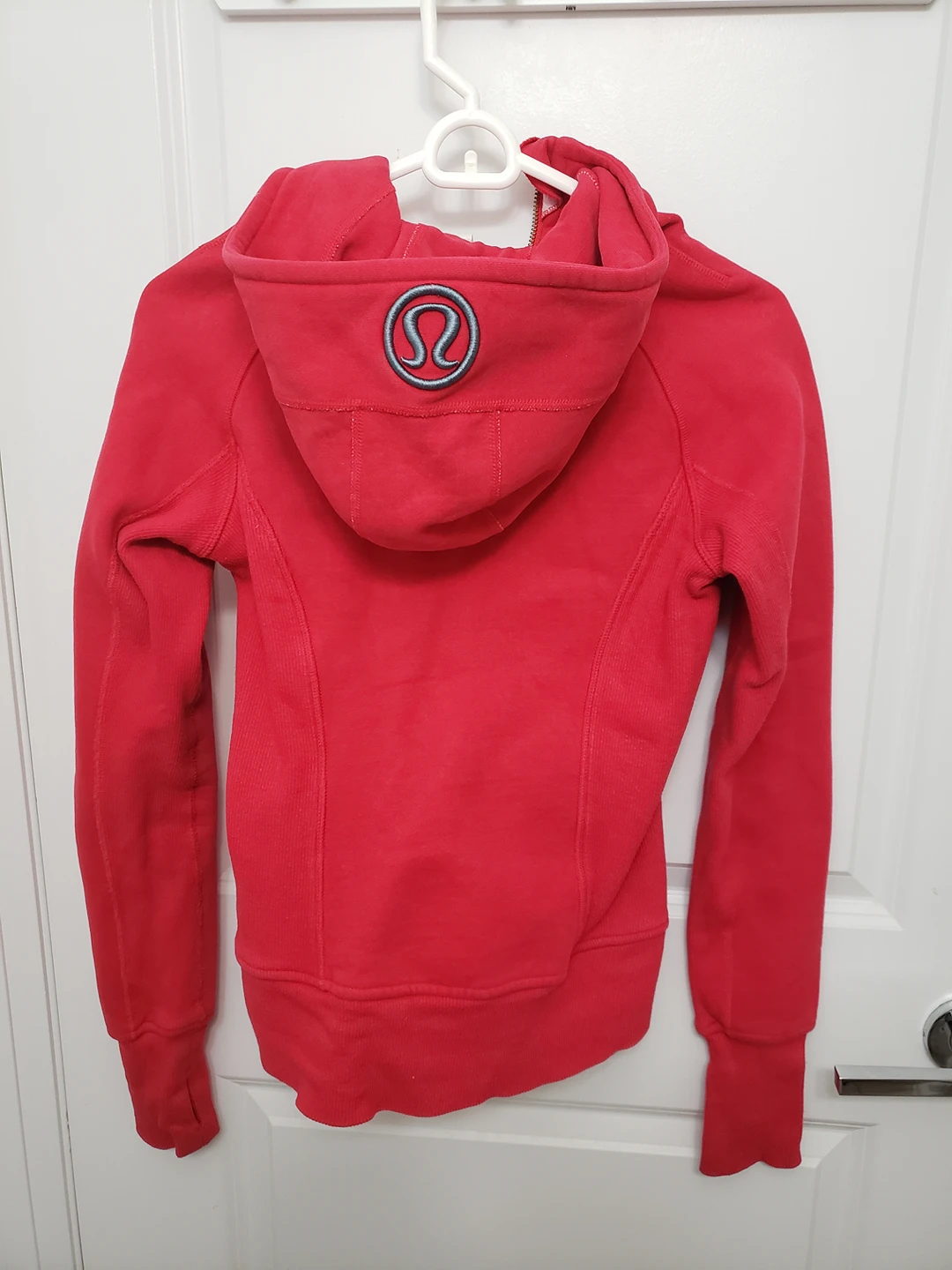 Lululemon Hoodie - photo 2