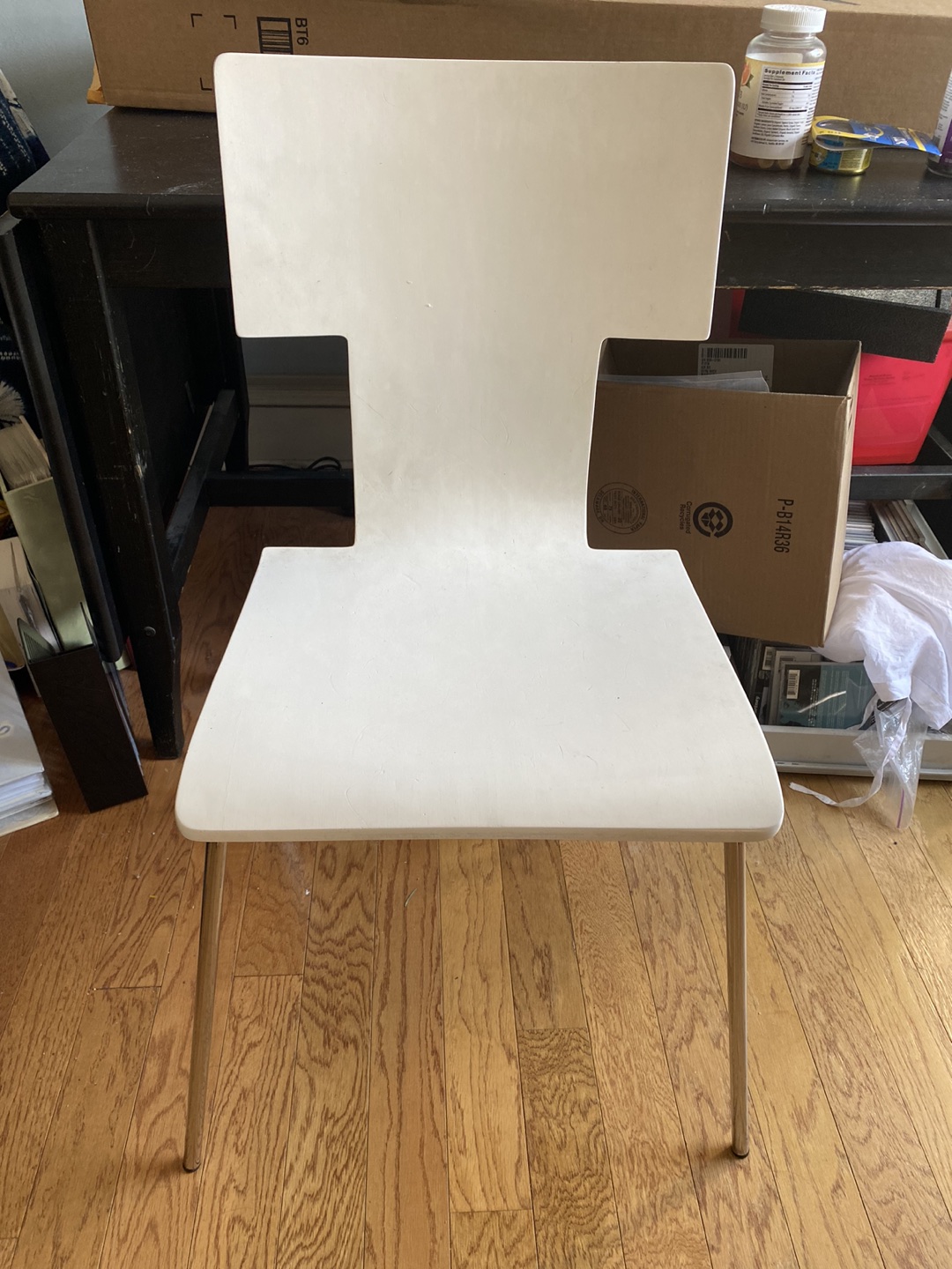 4 dining chairs 