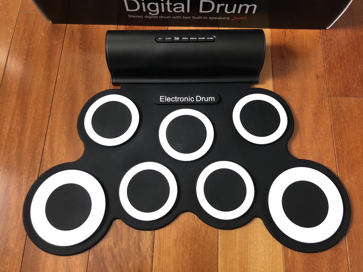 Stereo digital drum with two built-in speakers  thumbnail