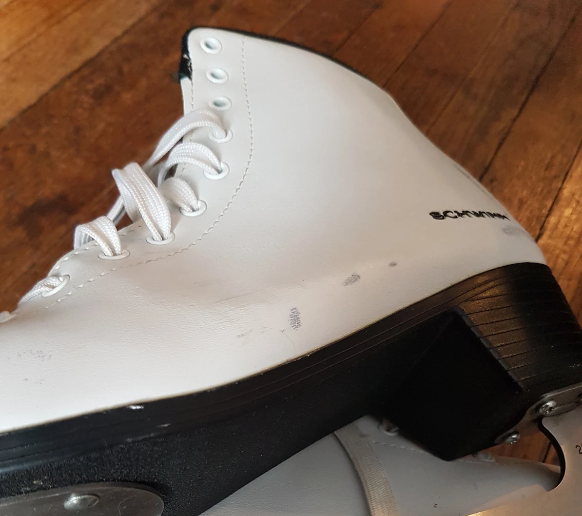 Schwinn Figure Skates Size 9 - photo 3