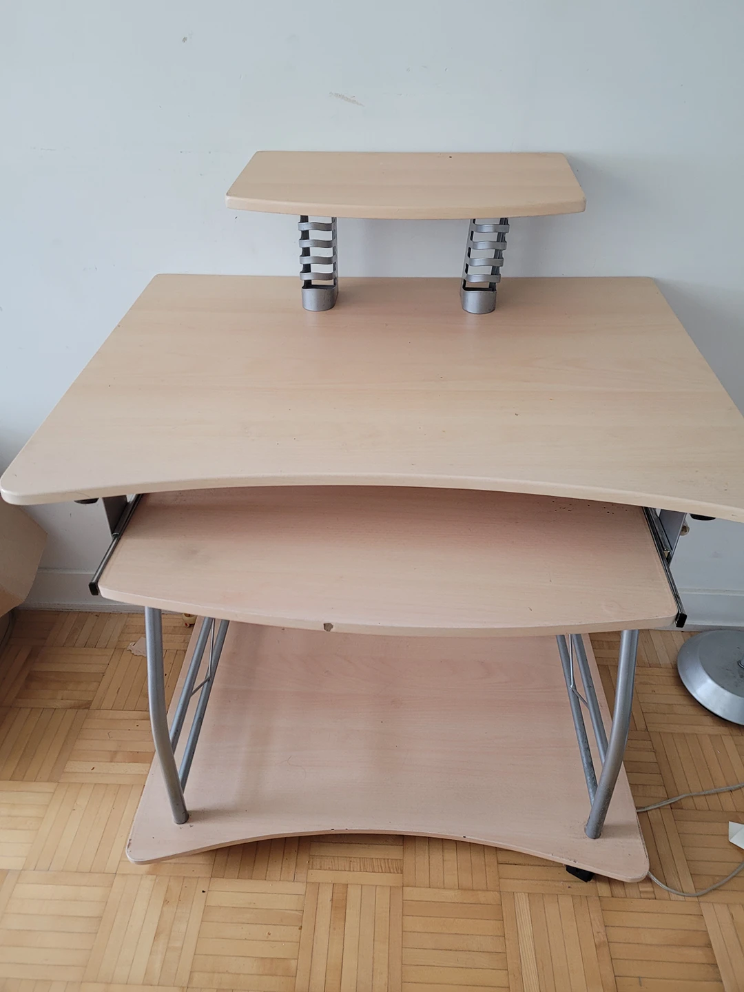 computer desk