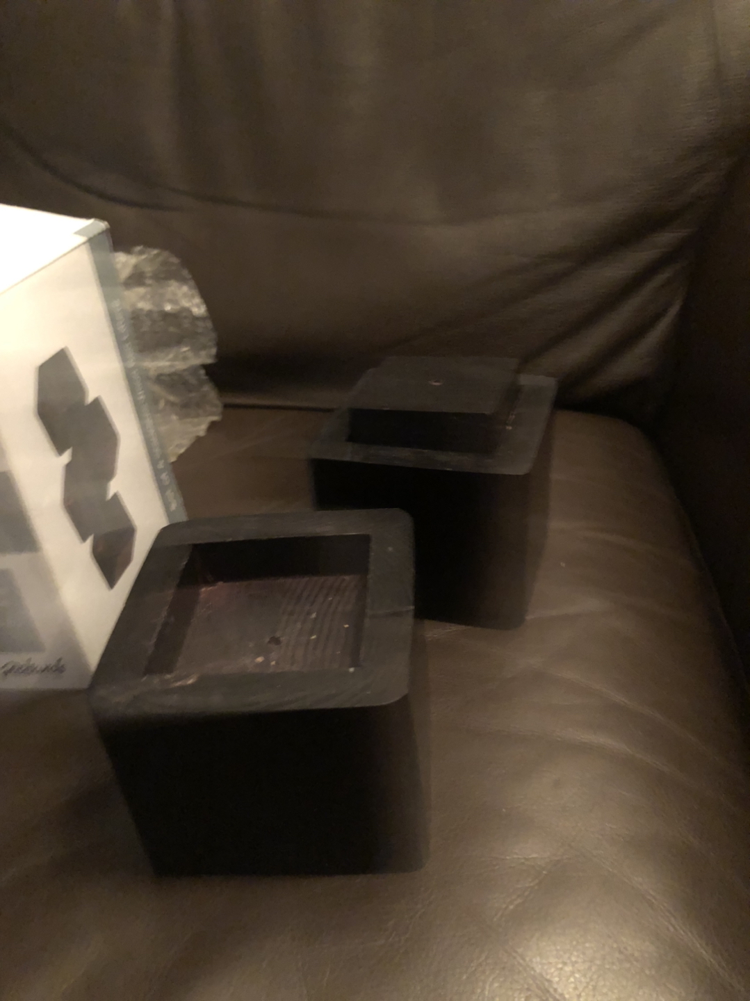 Set of 4 Wood Bed Lifters - photo 3