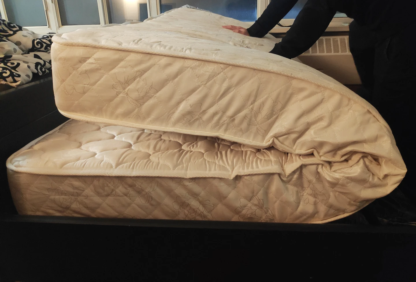 Queen 8" Innerspring Mattress - photo 3