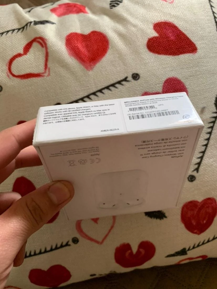 AirPods - photo 4