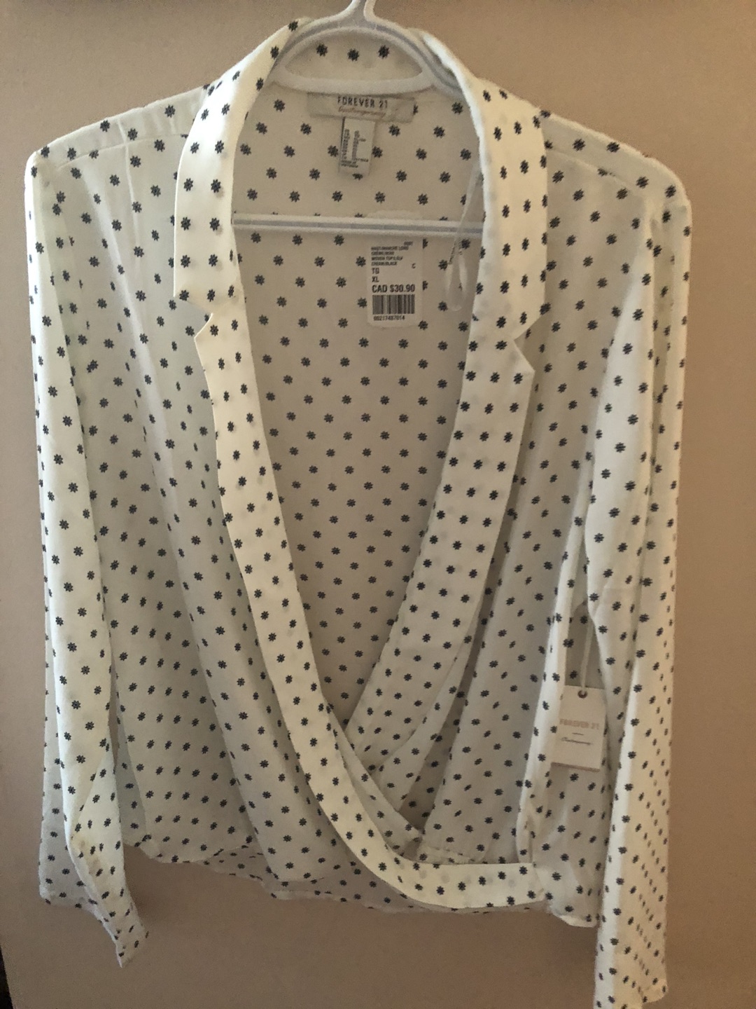 Brand new blouse - photo 2