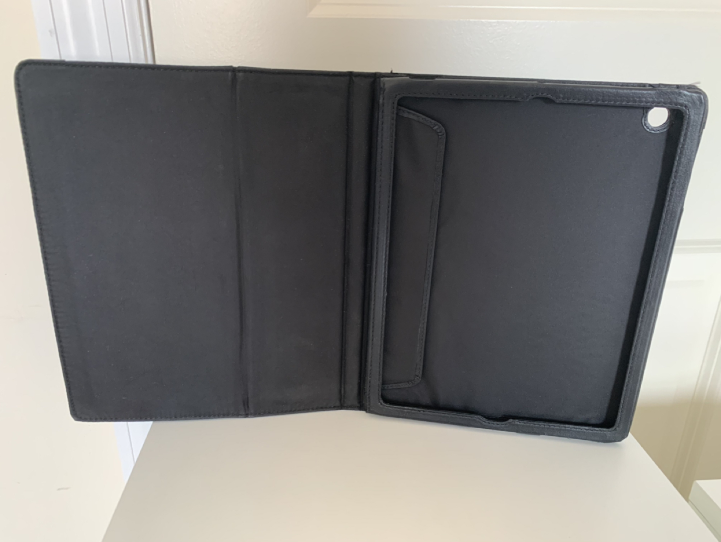 Coach 9.7” iPad cover - photo 3