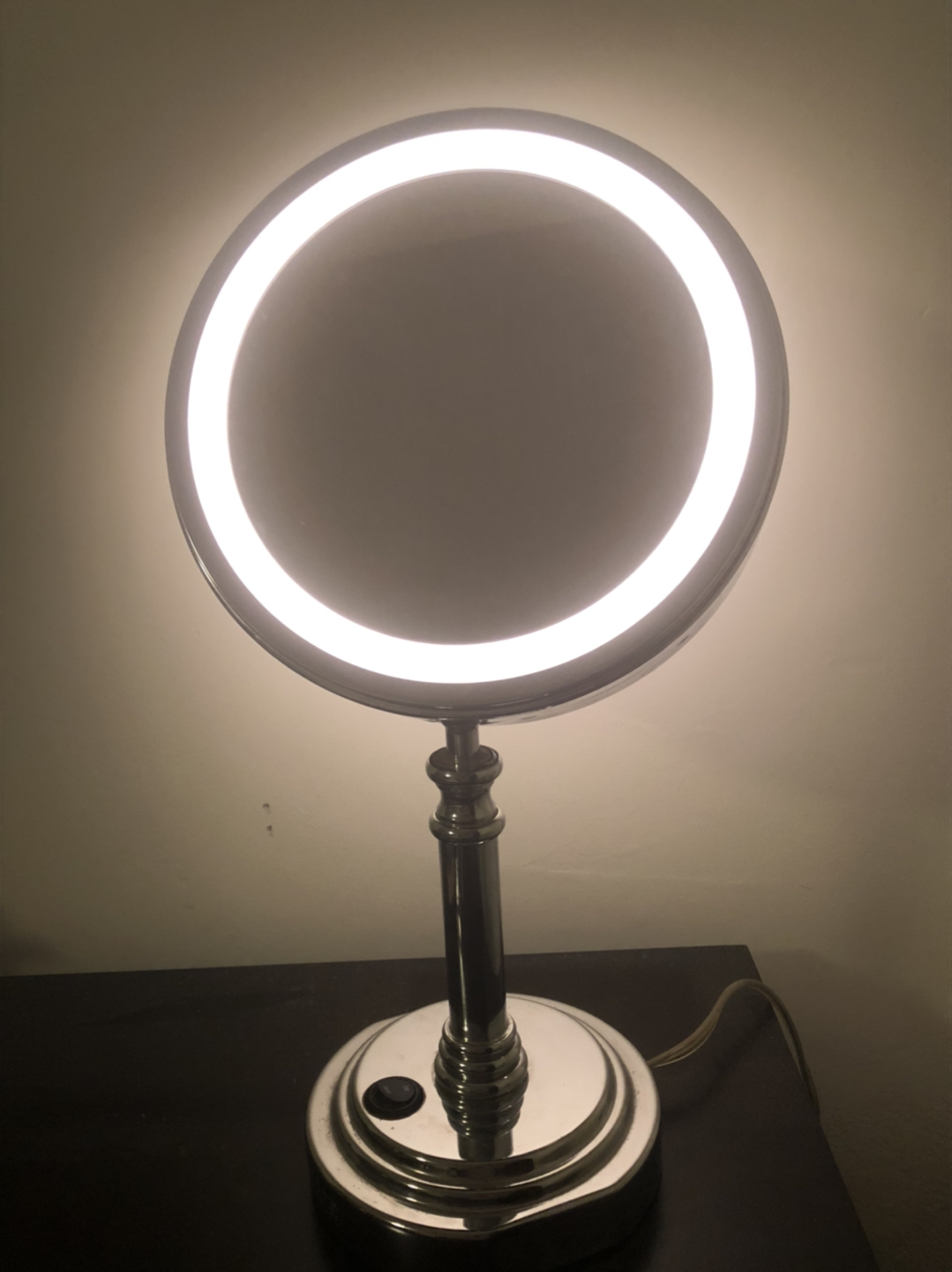 Conair Double-Sides Light-Up Mirror - photo 3