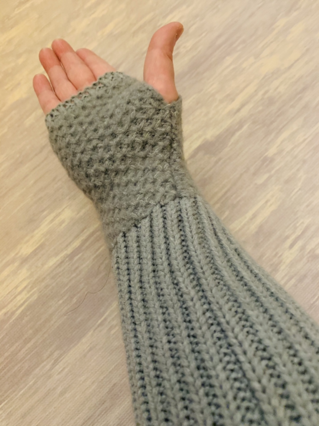 Anthropologie Bergen Fingerless Gloves Grey | NEW - photo 2