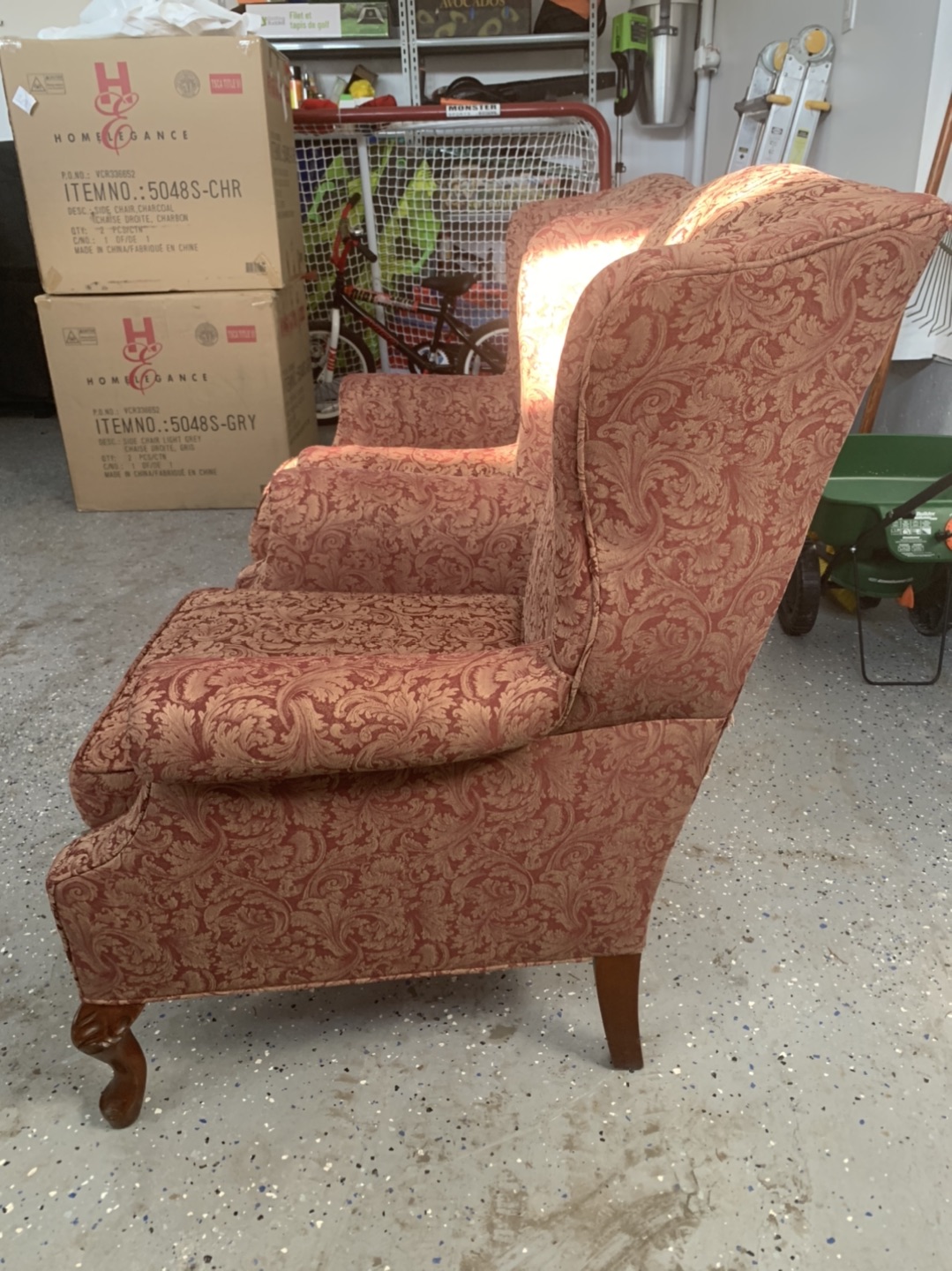 2 wingback chairs - photo 2