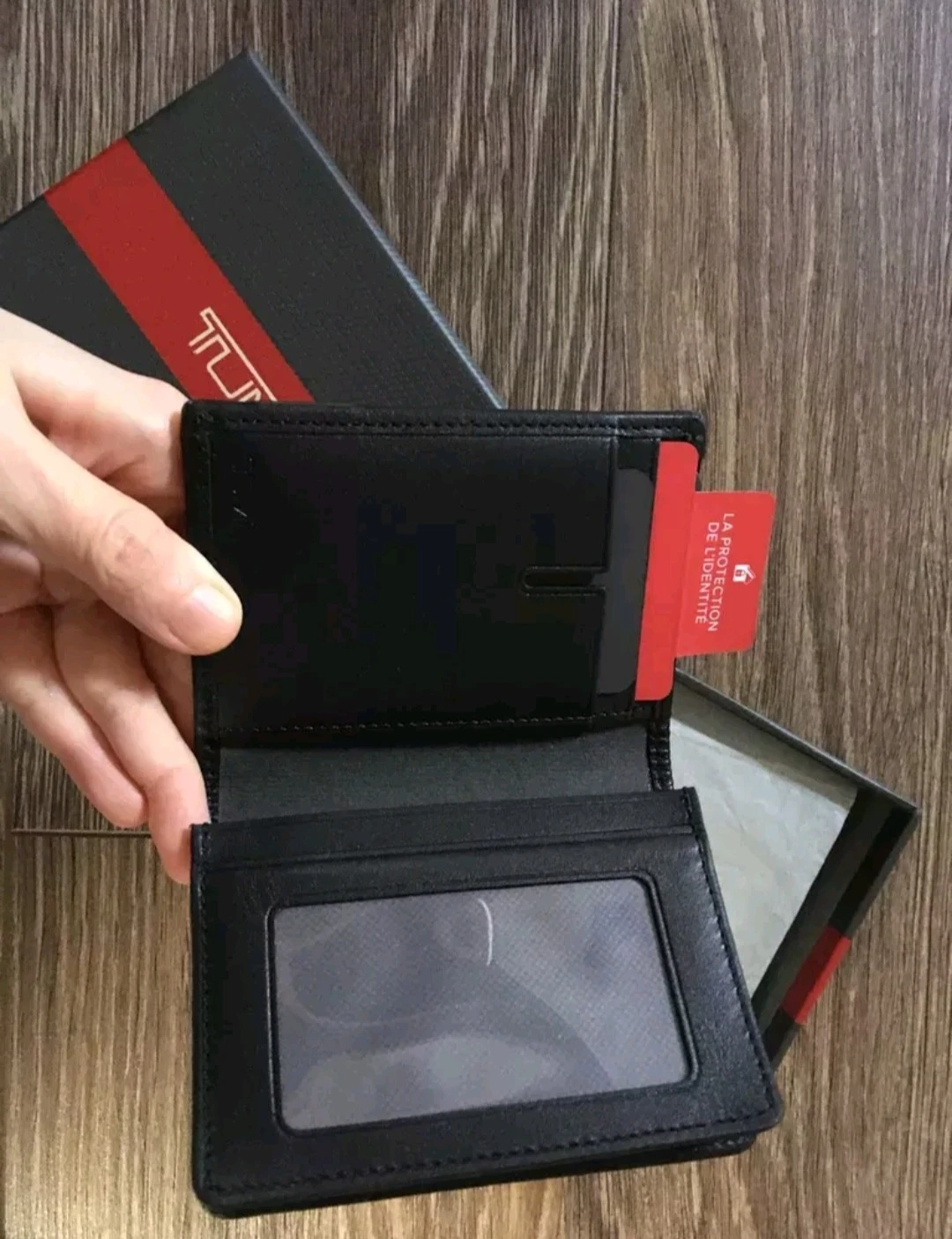 Tumi Alpha ID Lock Card Holder image indicator(2)
