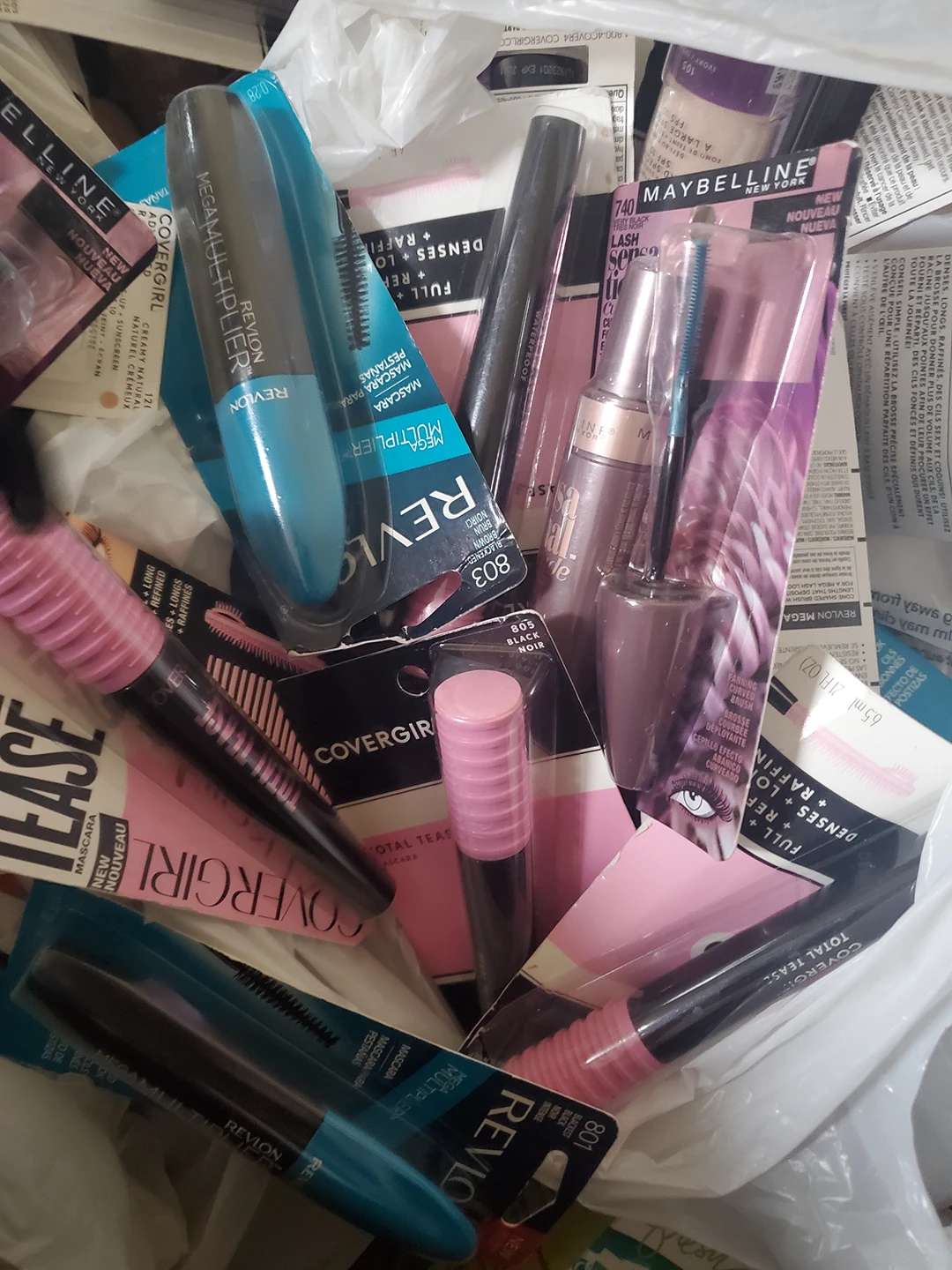 Brand new Mascaras $3 ea thumbnail