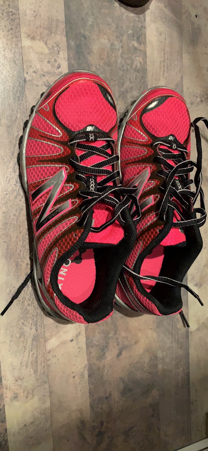 New Balance - running shoes - 40$