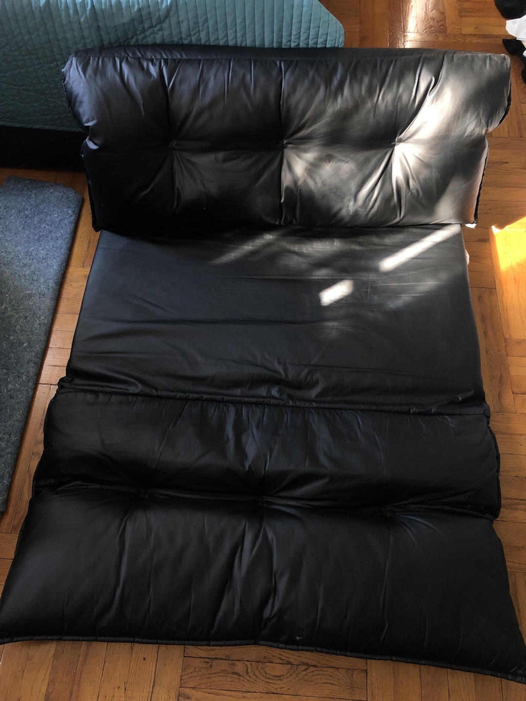Faux leather floor sofa - photo 5