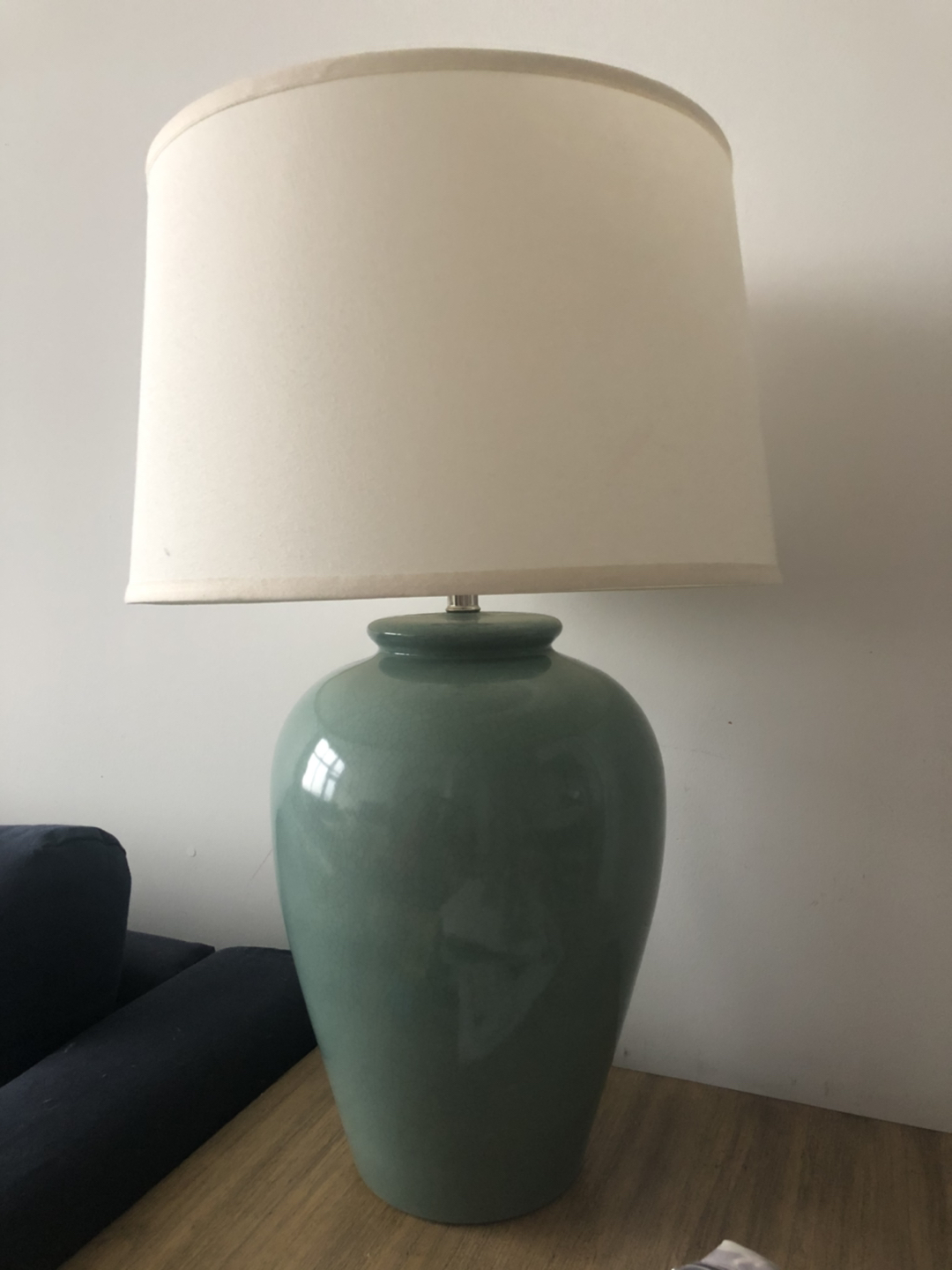 Table lamp