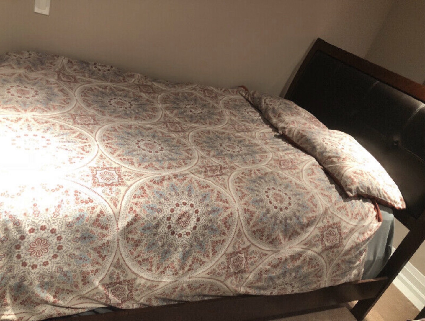 Double bed frame and box spring - photo 3