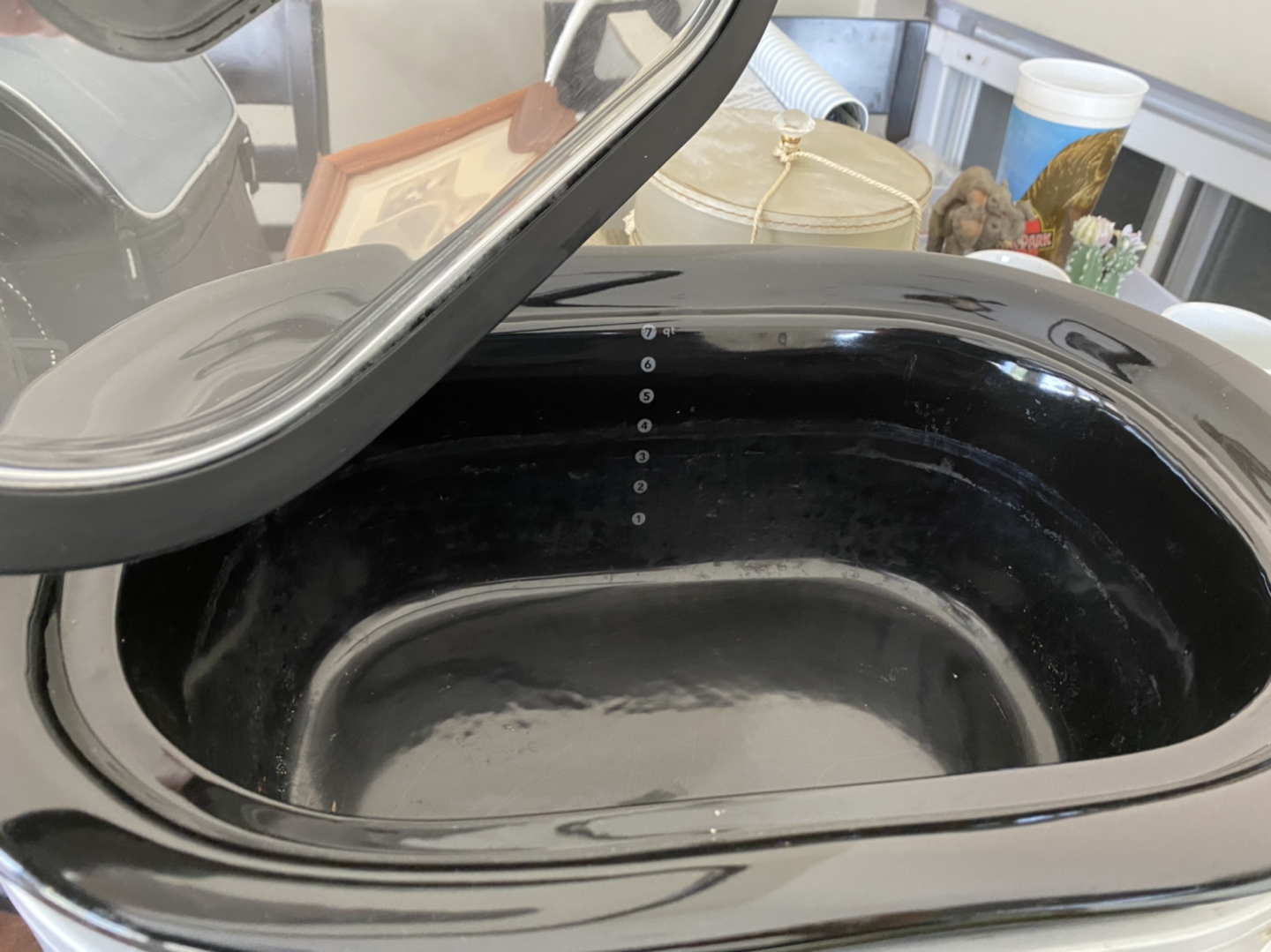 Kitchenaid oval crockpot with free delivery  image indicator(2)